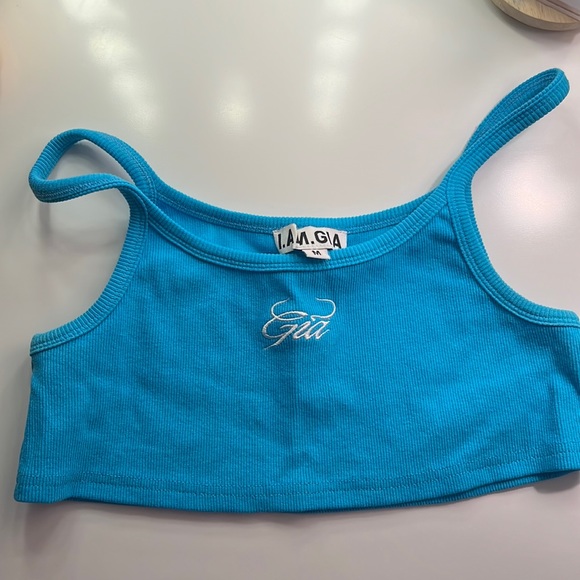i am gia top - Picture 1 of 1